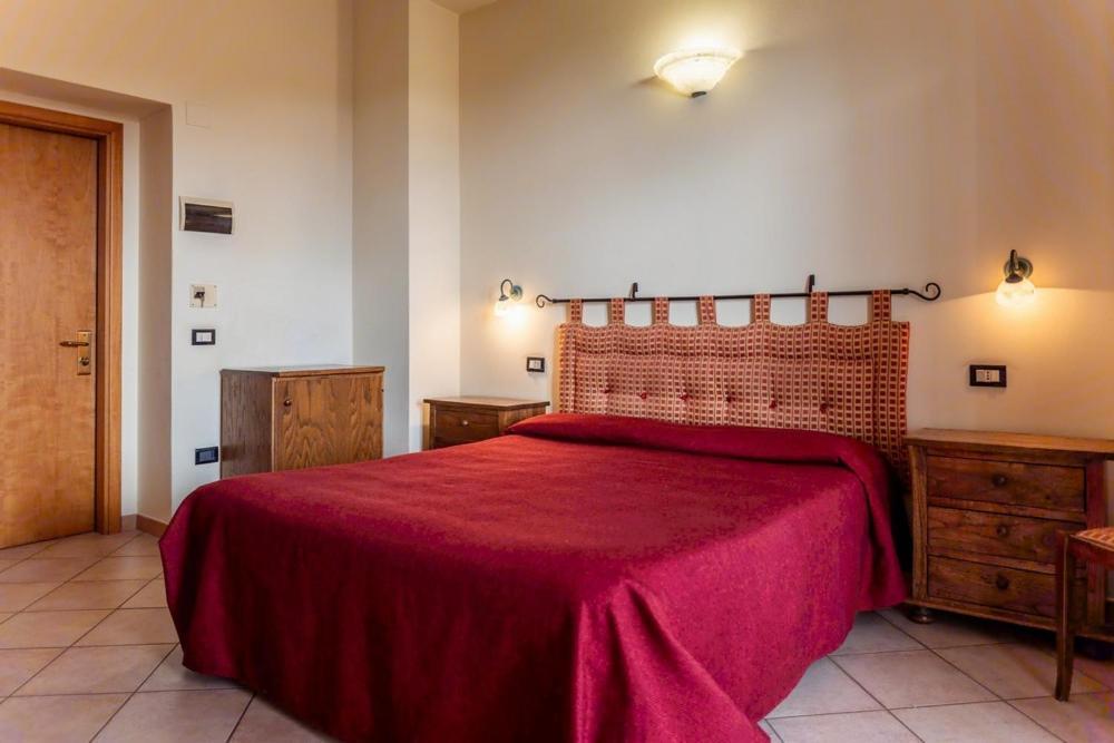 Hotel Rossi Manciano Eksteriør bilde