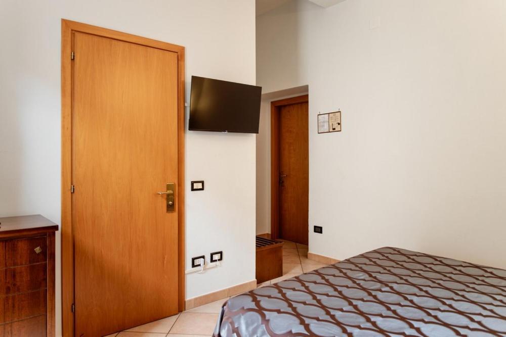Hotel Rossi Manciano Eksteriør bilde